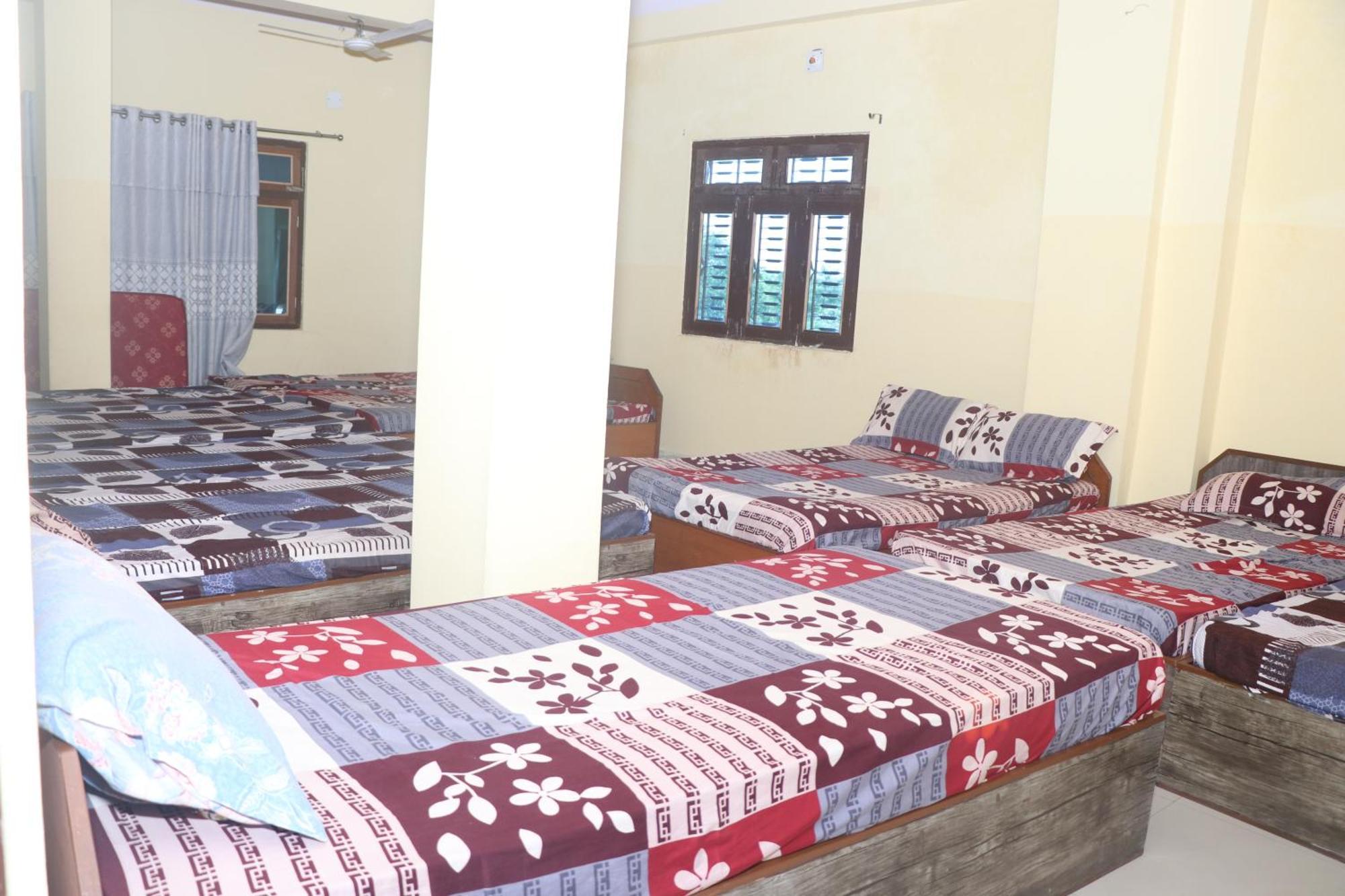 Punjabi Dhaba Lodge & Restaurant Rummindei Bagian luar foto