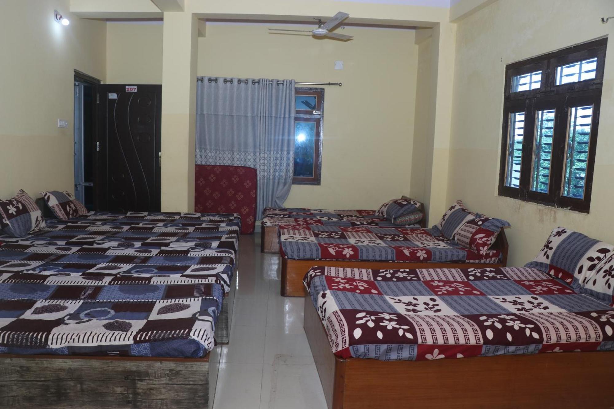 Punjabi Dhaba Lodge & Restaurant Rummindei Bagian luar foto